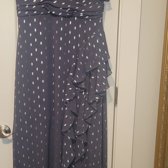 Dress- formal wear - Picture 1 of 4